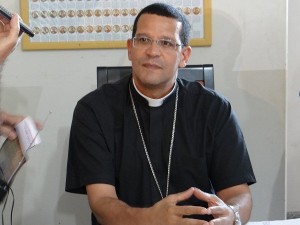 Dom-Jose-Eudes-Bispo-da-Diocese-de-Leopoldina-Foto-Guia-Muriae